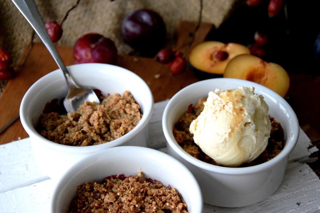 Süßes oder Saures? Beides! Apfel-Pflaumen-Crumble