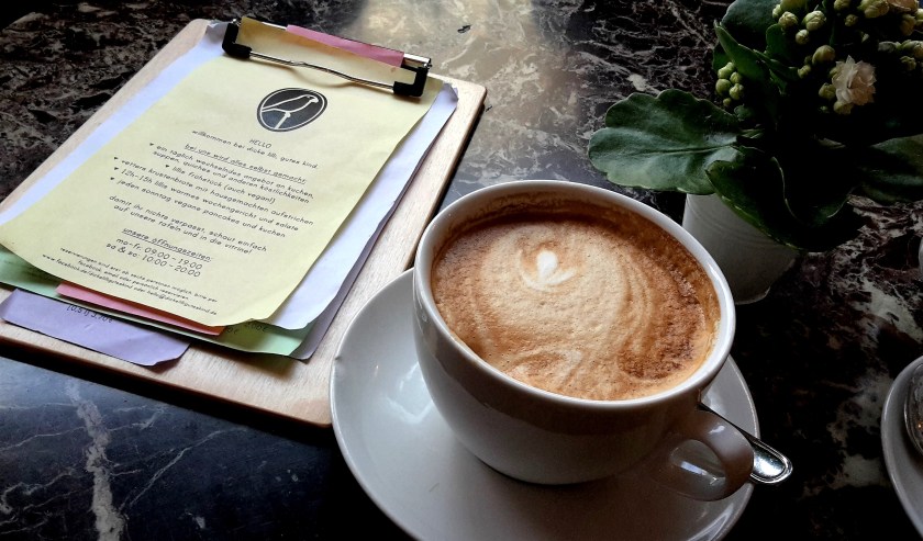 Unterfreundenblog Komm Kaffee trinken Dicke Lilli, Gutes Kind Mainz Capuccino