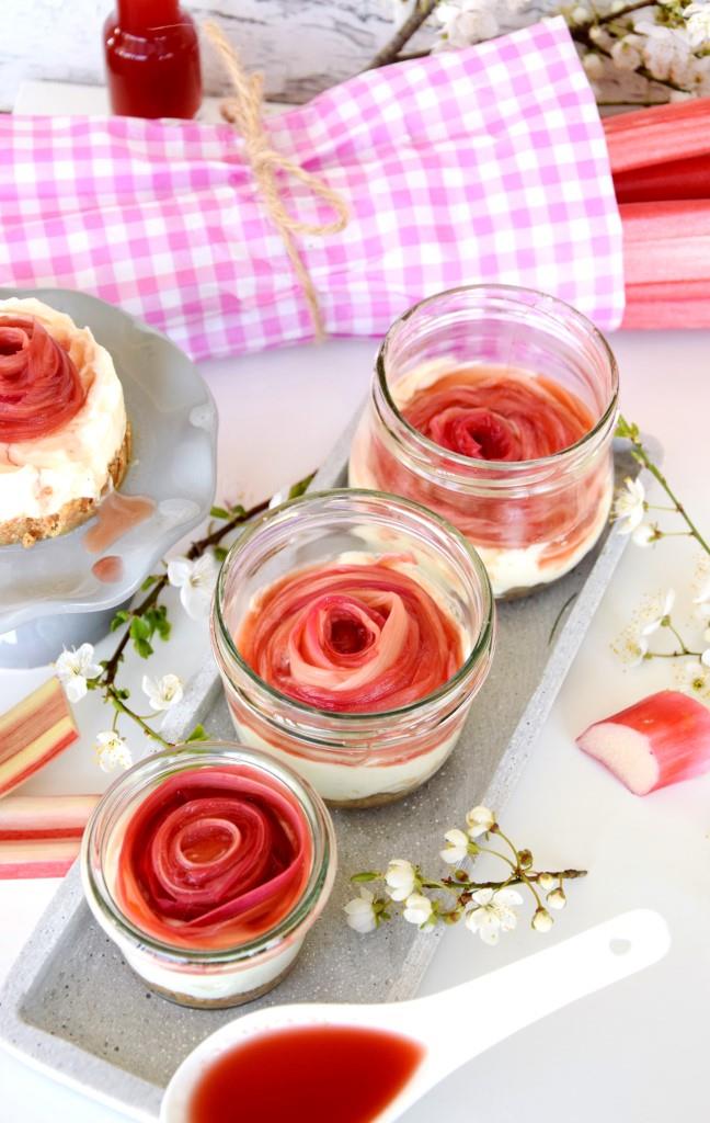 No Bake Cheesecake mit Rhabarber im Glas - Easy peasy mit Rhabarberrose - Unterfreundenblog 