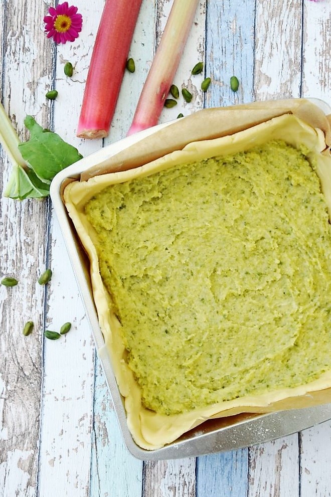 Unterfreundenblog Rhabarberkuchen mit Pistazien-Frangipane
