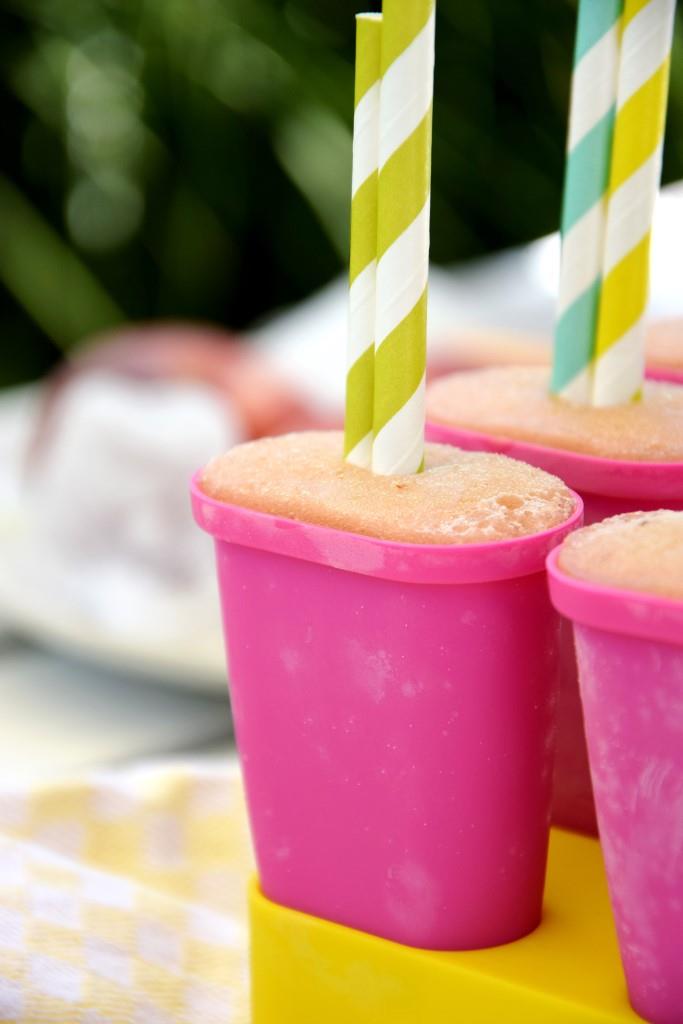 Peach Popsicles in Prosecco - Unterfreundenblog