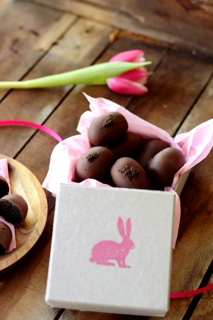 Der Osterhase bringt köstliche OREO Trüffelchen - schnell gemacht aus 3 Zutaten