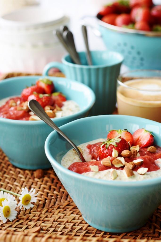 An die Löffel fertig los - die vanilligen Overnight Oats stehen schon bereit!