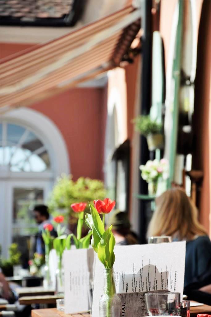 Für die italienischen Momente des Tages - die Cafébar La Strada in Regensburg, Stadtamhof