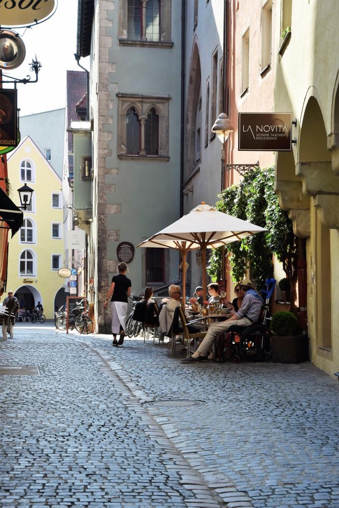 Malerische Gässchen in der Altstadt von Regensburg