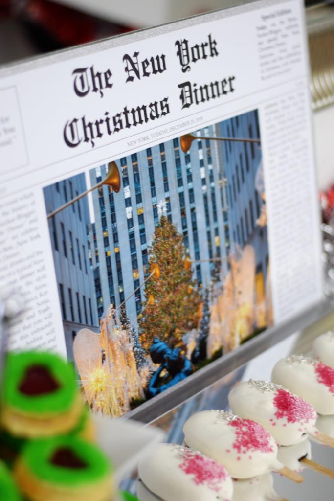 Grinch Cookies and White Cakecicles auf dem Dessert-Buffet des New York Christmas Dinners