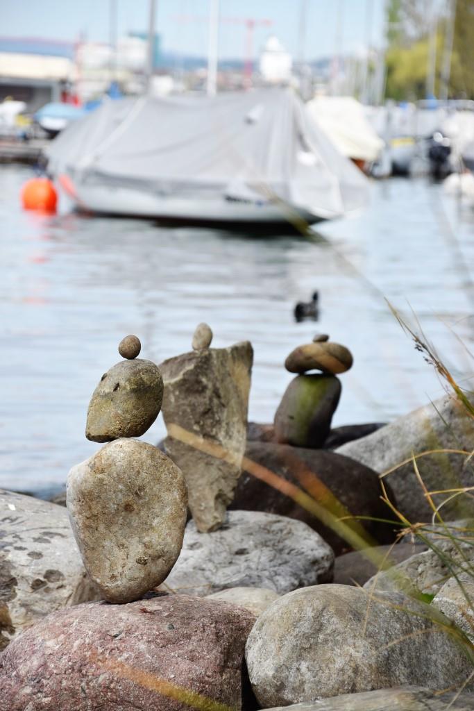 Zürich See Steintürmchen