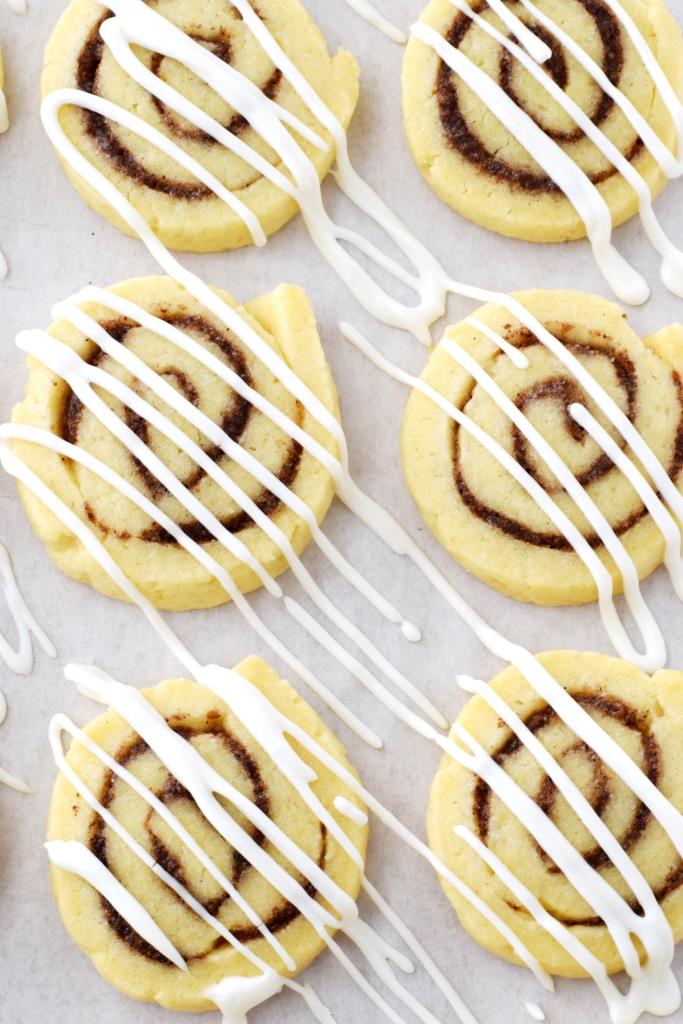 Zimtschnecken Kekse Zuckerguss