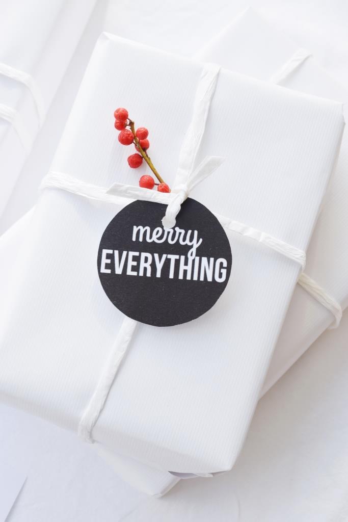 Merry Everything Geschenk