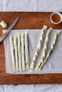 Blätterteig Stangen Spiralen