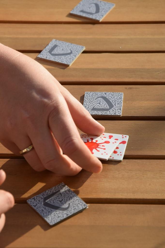 Memory spielen Kinderhand