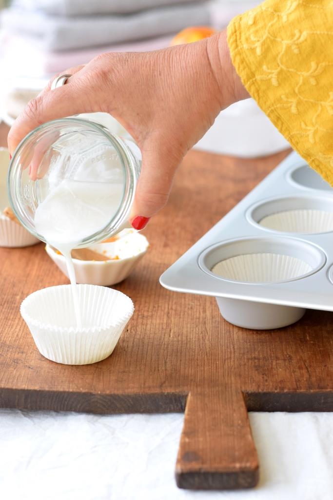 Flüssige Seife gießen