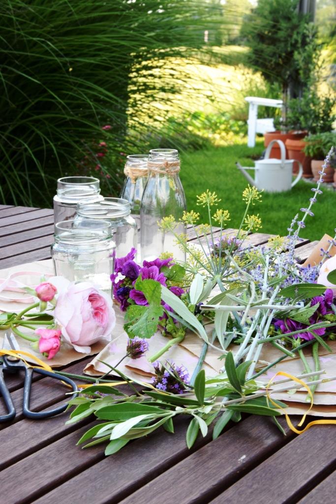 Blumenbinden für den Lonely Bouquet Day