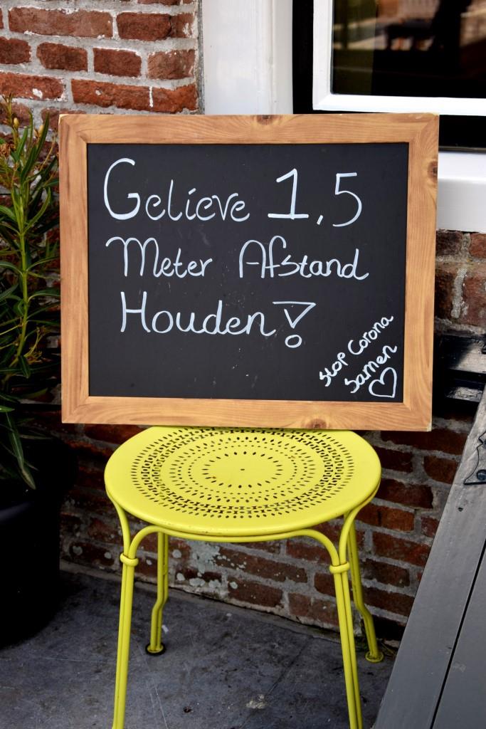 Abstandsregel Corona niederländisch