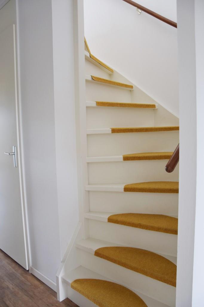 Holztreppe weiß Holland Haus