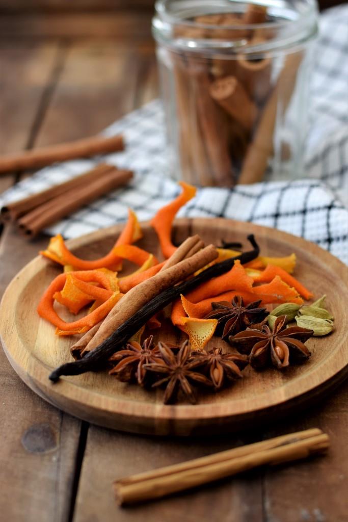 Winterliche Gewürze Glühweinmischung