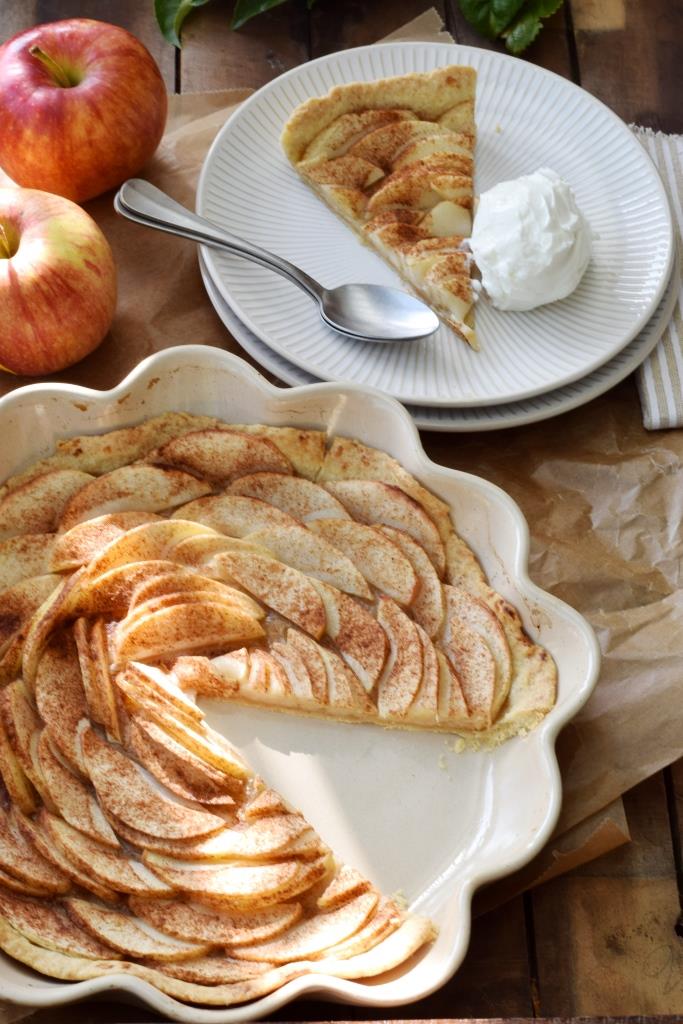 Lecker, einfach, schnell - Rezept für eine Apfeltarte / Apfelkuchen - Herbstrezept