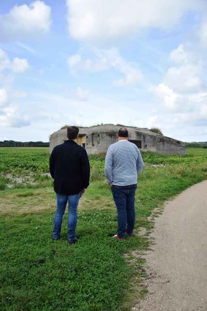 Unterwegs mit Guide Peter auf der Bunkerroute in Zeeland