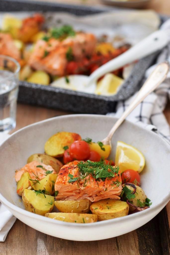 Es ist angerichtet: Baby, es gibt Lachs aus dem Ofen!