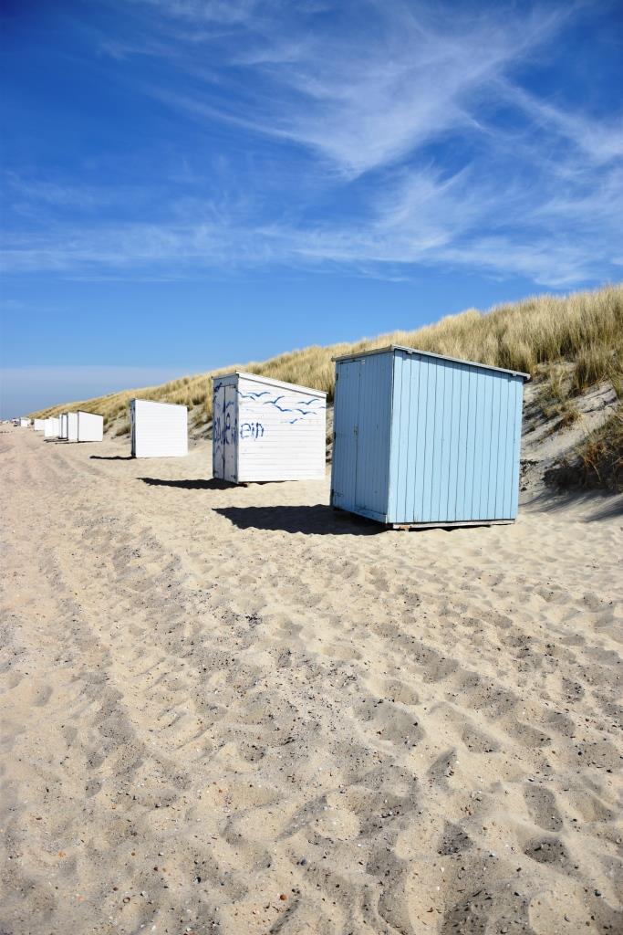 Die bunten Strandkabinen am Strand von Domburg Zeeland