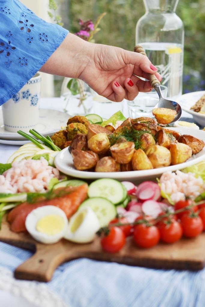 Lasst uns Midsommer feiern! Ein Foodboard für Familie und Freunde zum Teilen