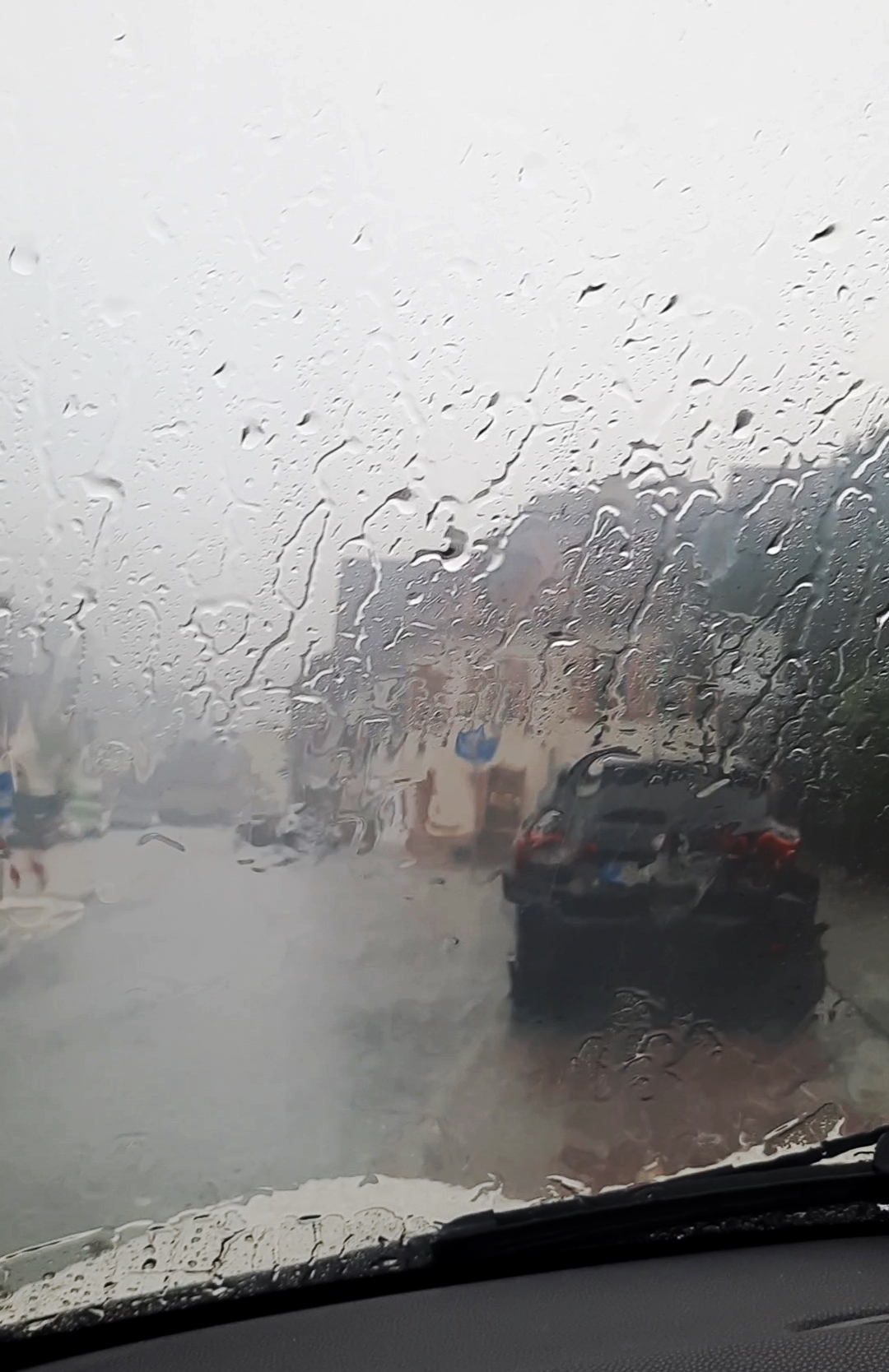 12 von 12 im August - vor dem Starkregen ins Auto gerettet