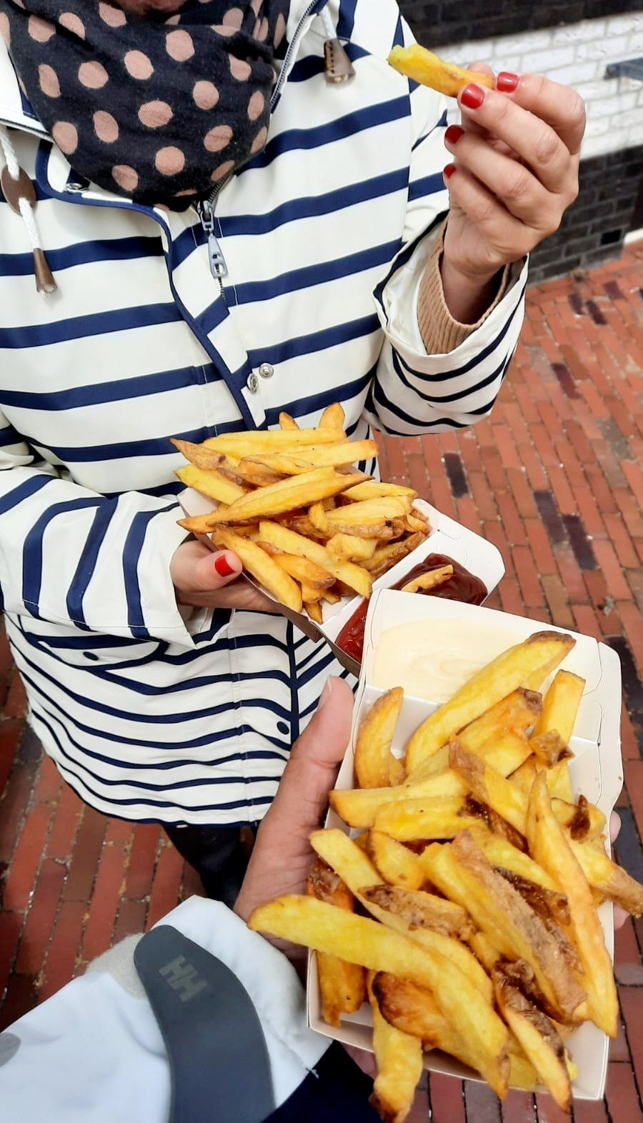 Kleine Stärkung zwischendurch - Zeeland Food Guide Bruinisse Frietstyle Jachthaven