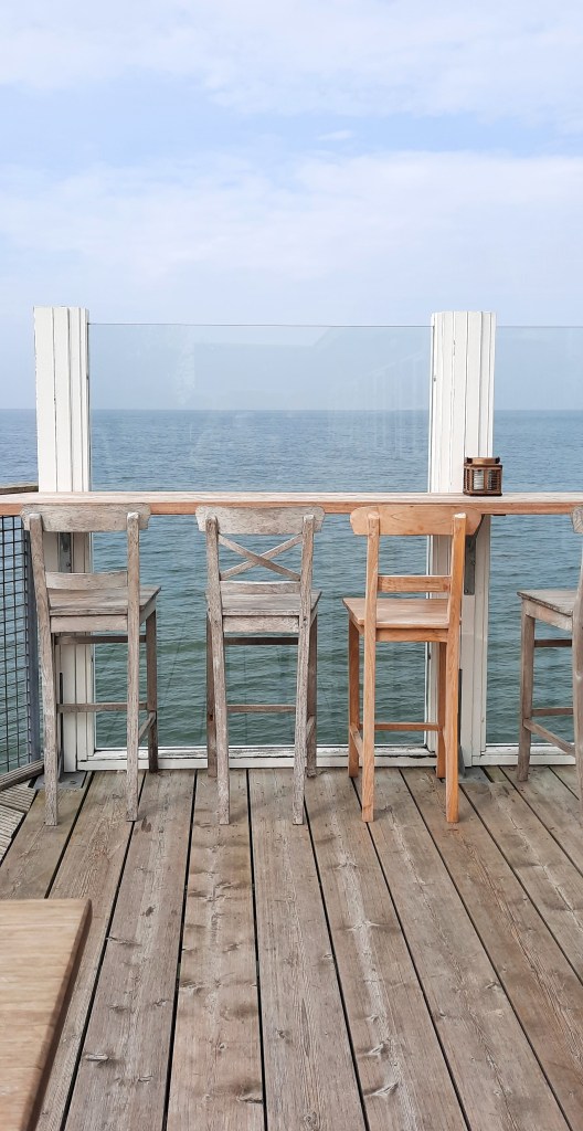 Drei Plätze am Meer