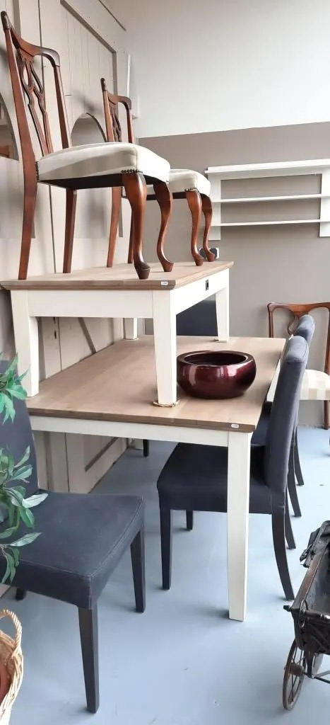 Second Hand Möbel Shopping im Kringloop