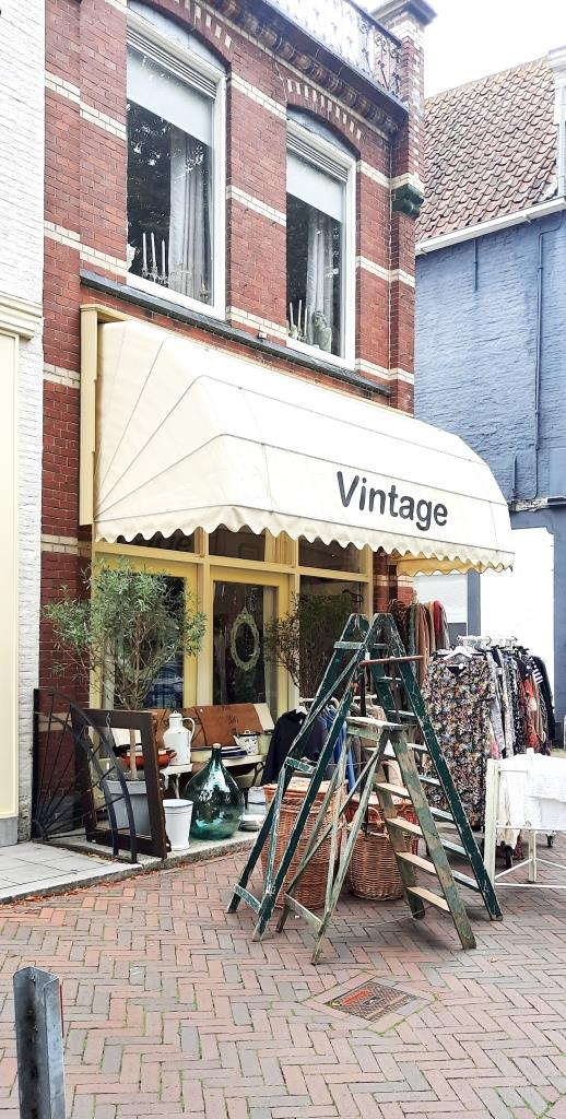 Vintage Second Hand Shop Zierikzee Zeeland