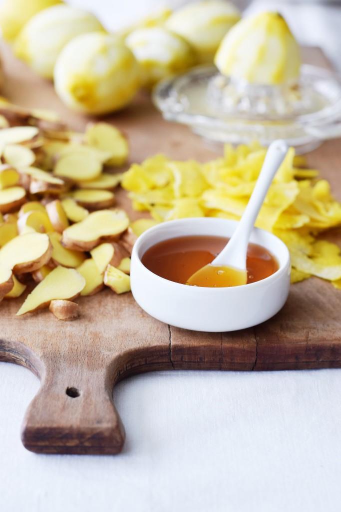 Tschüss Erkältung! Wohltuender Sirup aus drei natürlichen Zutaten: Ingwer Zitronen Sirup - Unterfreundenblog 