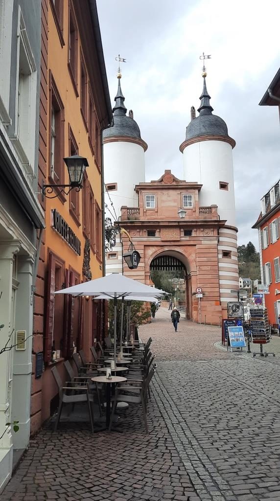 Heidelberg Brückentor - 12von12 Februar2025 Unterfreundenblog