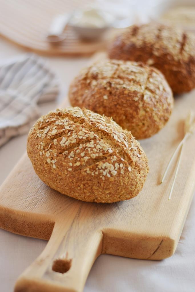 Backtest! Zwei Brote aus dem Airfryer, ein Brot aus dem Backofen