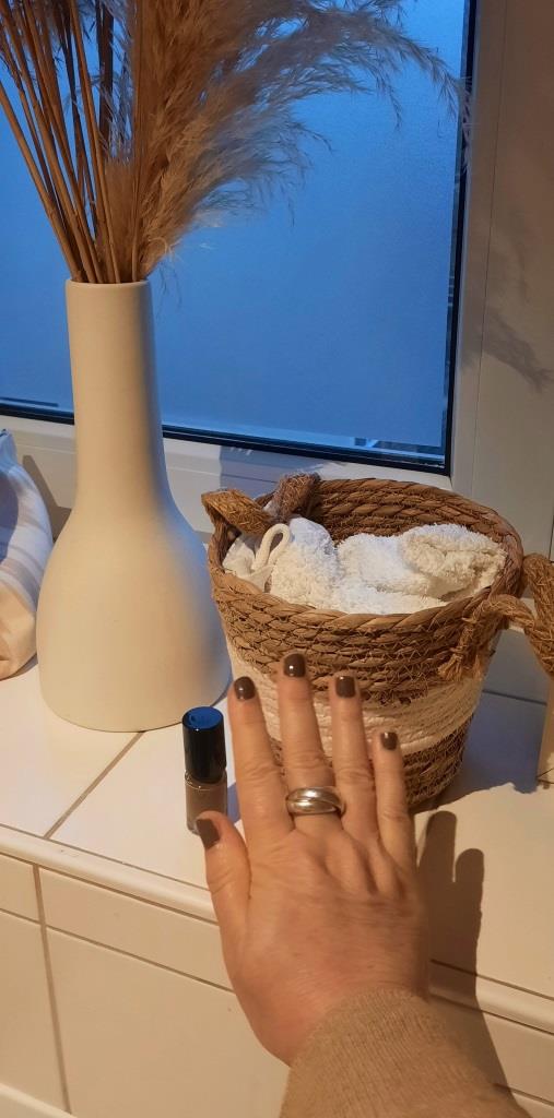 Maniküre - 12von12 März 2025 Unterfreundenblog 