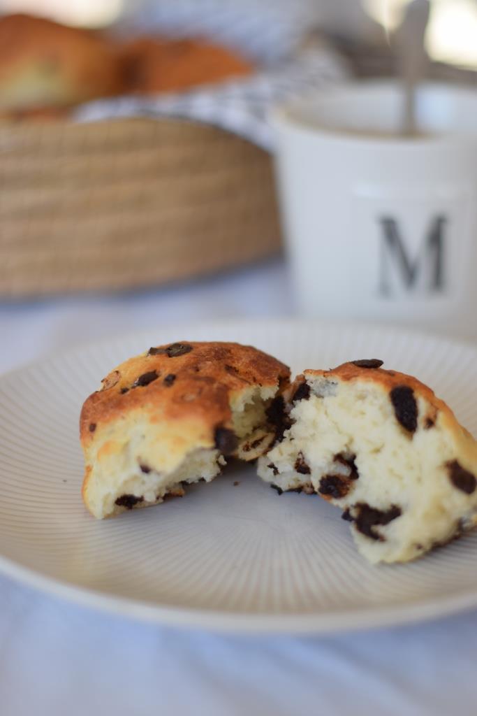 Die fluffigen Schokobrötchen aus Quark von innen