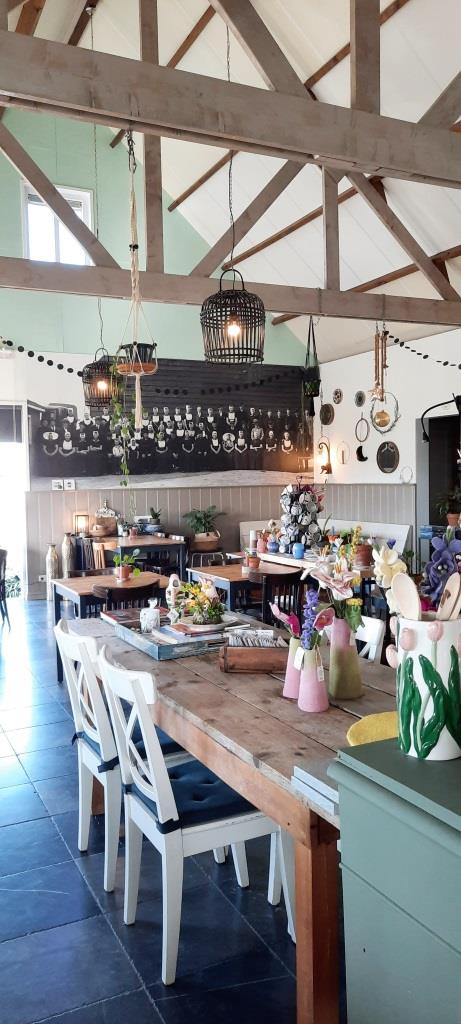 Teestube "Theeschenkerij de Pluktuin" in Koudekerke, Zeeland (Niederlande)