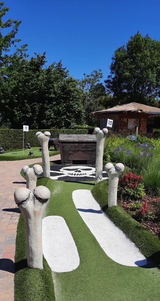 Minigolf Akkermans, De Heen