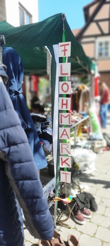 Flohmarktstand  - Flohmarkttermine Mannheim Heidelberg Rhein-Neckar-Region - 2026 - Unterfreundenblog