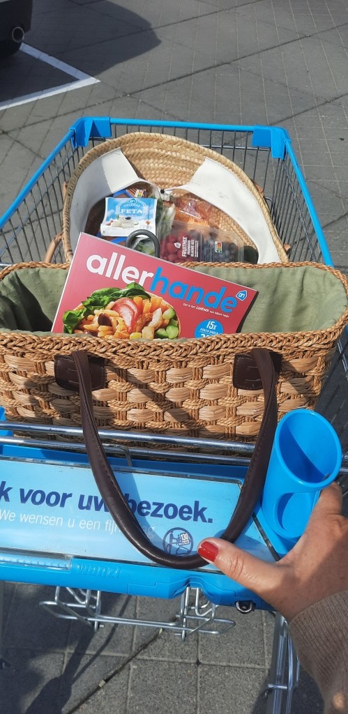 12von12 September 2025 - Wochenendeinkauf im Holland-Urlaub