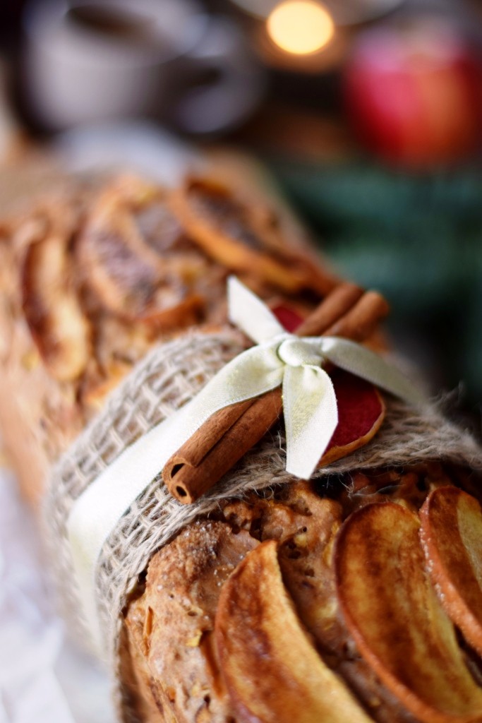 Apfelbrot Rezept - saftig, lecker, vegan, einfach