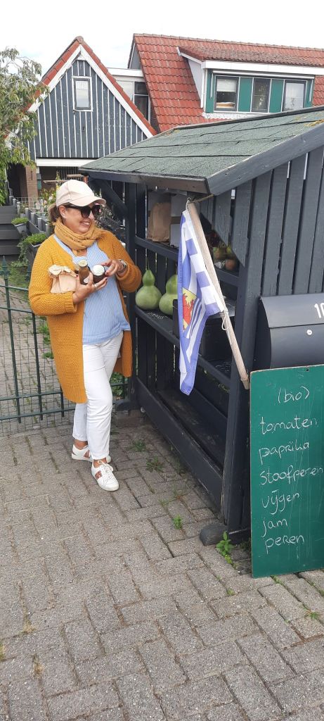 Gemüsestand in Zeeland am Wegrand.